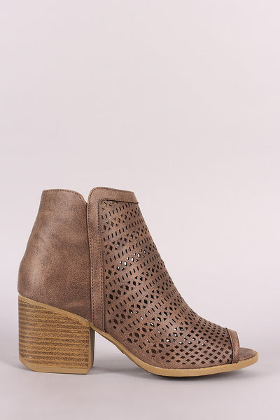 Qupid Perforated Peep Toe Chunky Heeled Ankle Boots